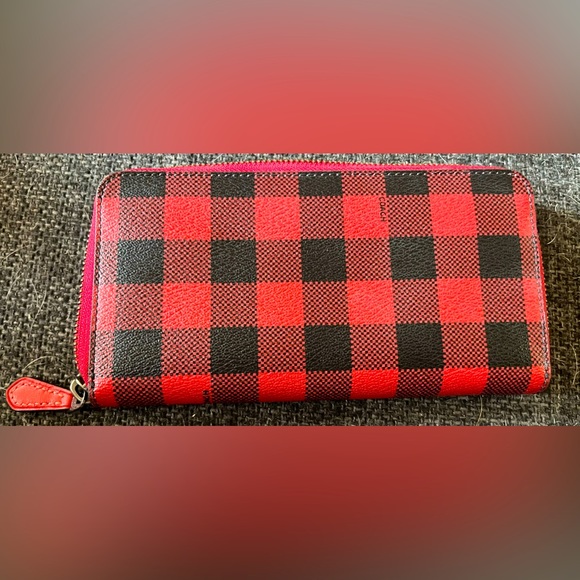 Authentic buffalo plaid Coach large accordion zip wallet - Picture 4 of 4